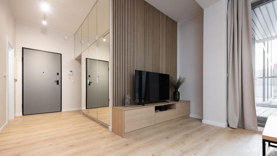 TV and multimedia, Living room, Photo of the whole room, wardrobe