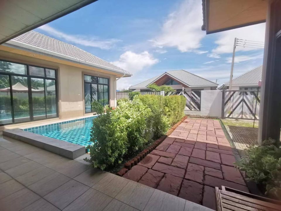 Shirley's Villa 32 泳池四合院 Villa in Hua Hin District