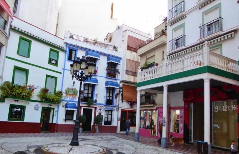Amelia de Mar Parking Apartment in Almuñécar