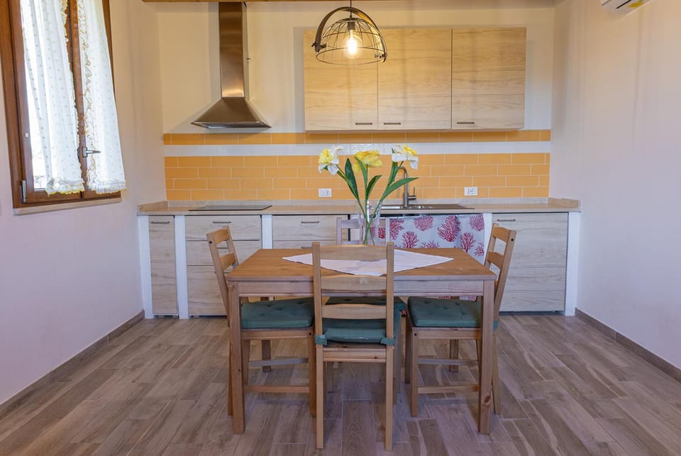 Kitchen or kitchenette, Living room, Dining area