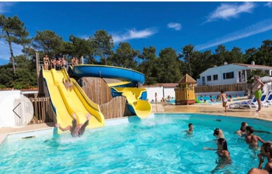 Aqua park, Swimming pool