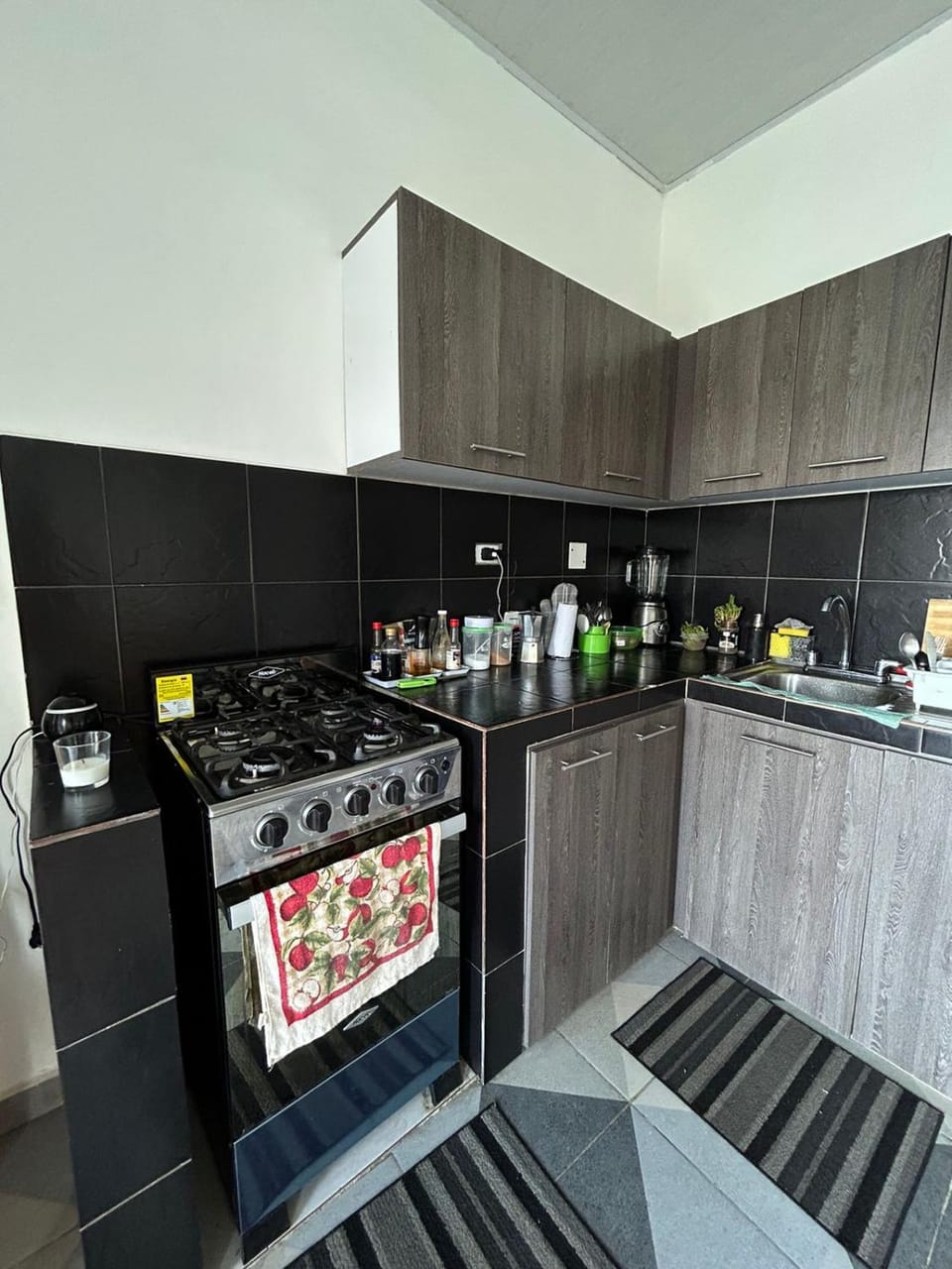 Coffee/tea facilities, Kitchen or kitchenette, dishwasher, pet friendly, toaster