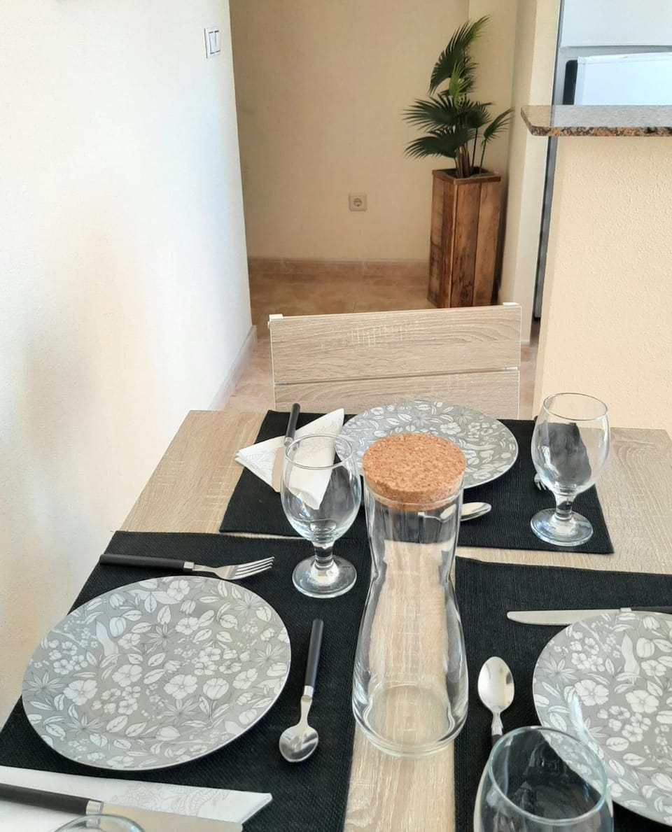 Precioso apartamento con ascensor a 80 metros del mar Apartment in Torrevieja