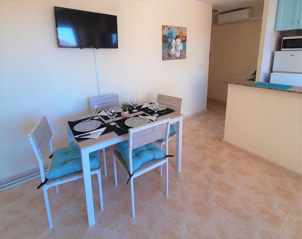 Precioso apartamento con ascensor a 80 metros del mar Apartment in Torrevieja