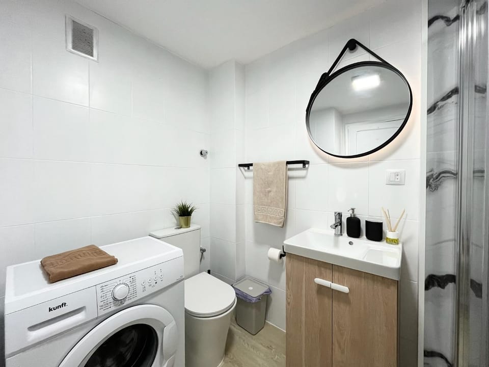 Bathroom, washing machine