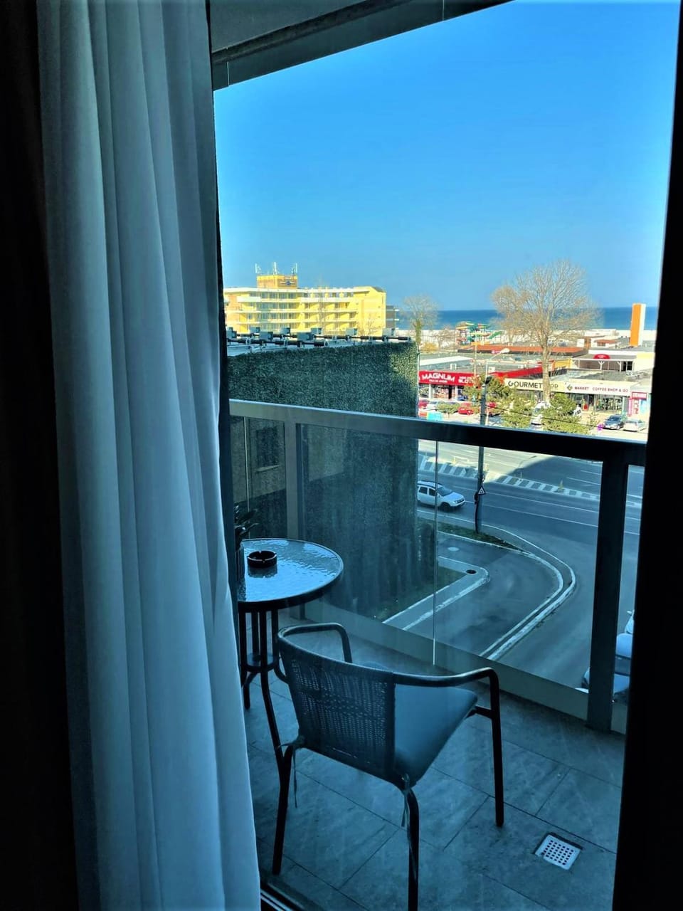 Balcony/Terrace, Sea view, Street view