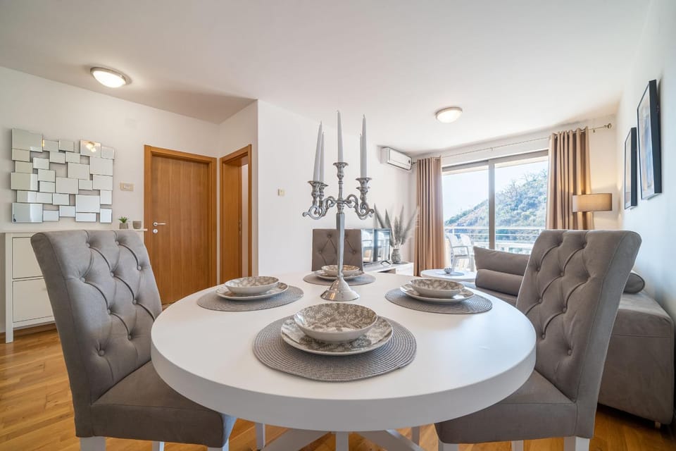 Luxury apartment near beach Apartment in Budva Municipality
