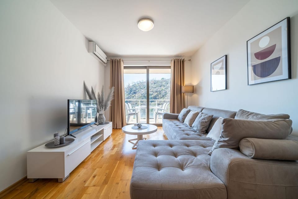 Luxury apartment near beach Apartment in Budva Municipality
