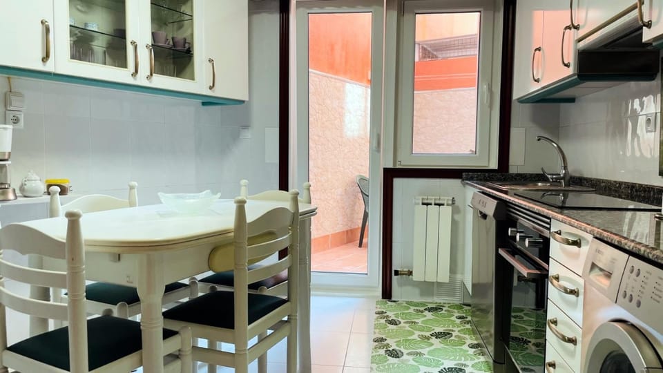 Piso Céntrico Nati Con Parking Incluído Apartment in O Salnés