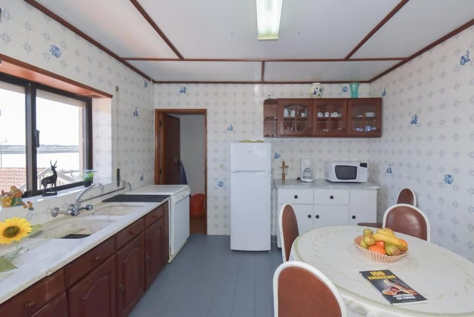 Casa Golfinho (2ºandar) - Costa Nova Apartment in Aveiro District, Portugal