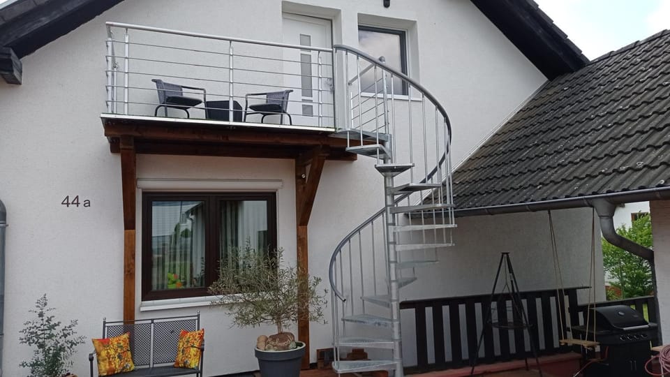 Property building, Balcony/Terrace