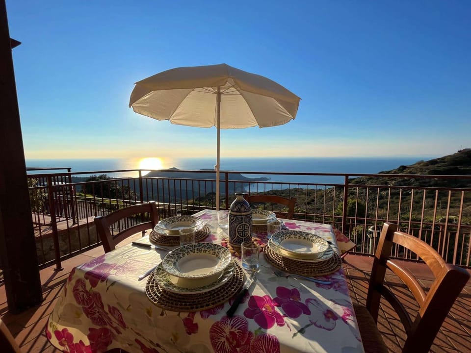 Balcony/Terrace, Sea view, Sunset