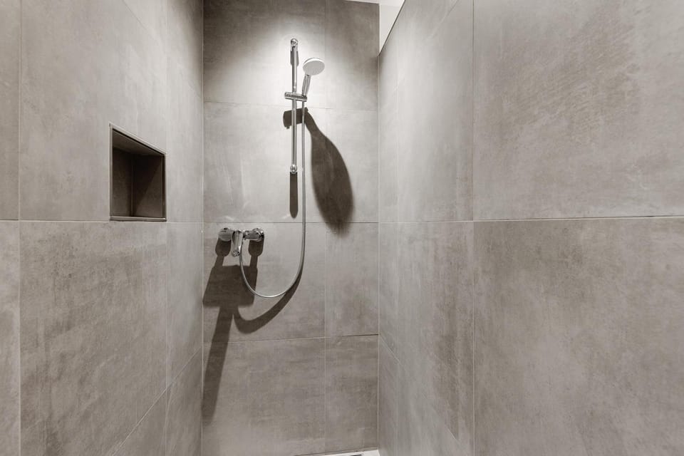 Property building, Bathroom, Living room