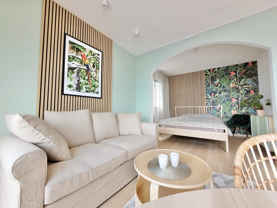Bed, Living room, Bedroom
