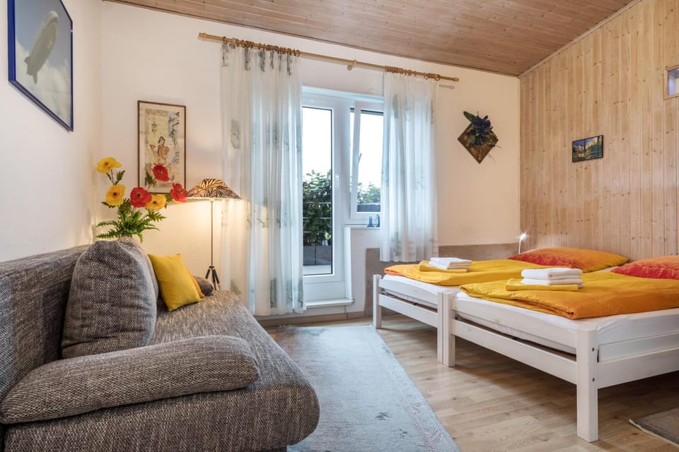 Property building, Living room, Bedroom