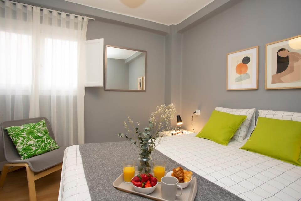 Bed, Photo of the whole room, Bedroom