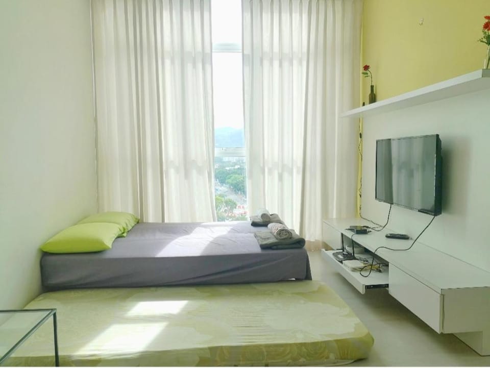 Deluxe & Feel Like a Home 2, 3-6pax, Netflix, Georgetown Apartment in George Town