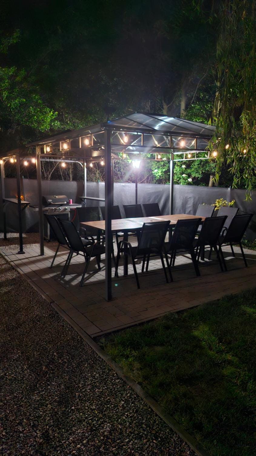 Patio, BBQ facilities