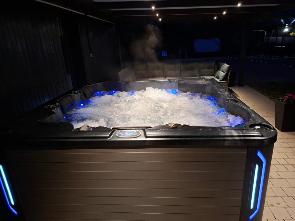 Hot Tub