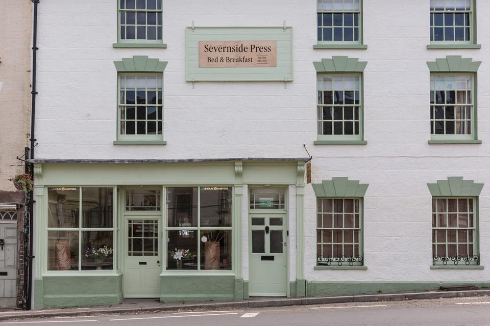 Property building, Facade/entrance