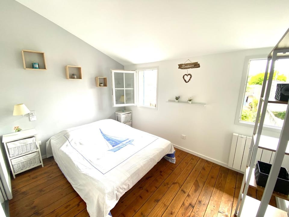 LA MAISON DU BONHEUR House in Nouvelle-Aquitaine