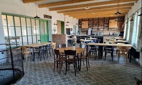 Penzion a bistro Starý kopec Bed and Breakfast in South Moravian Region