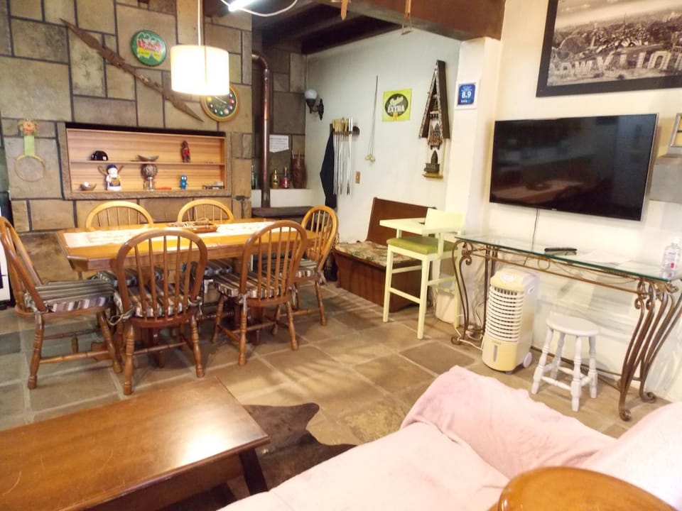 BBQ facilities, Dining area
