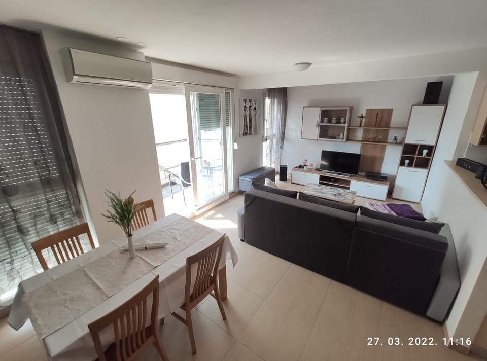 Apartman Antonela with FREE garage parking Apartment in Split
