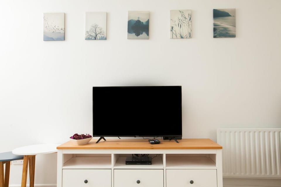 Communal lounge/ TV room, TV and multimedia, Evening entertainment, internet