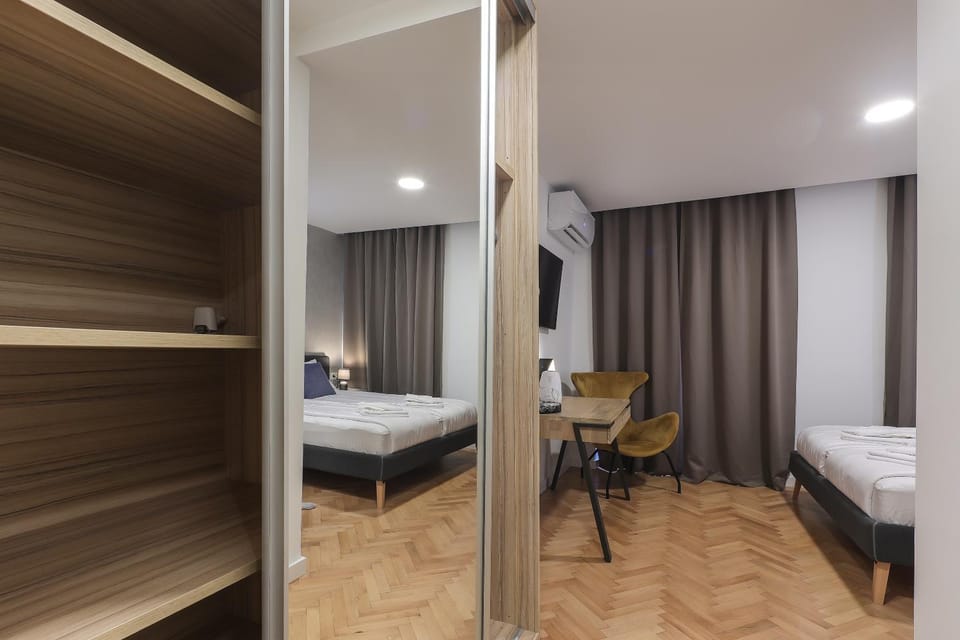 Bedroom, wardrobe