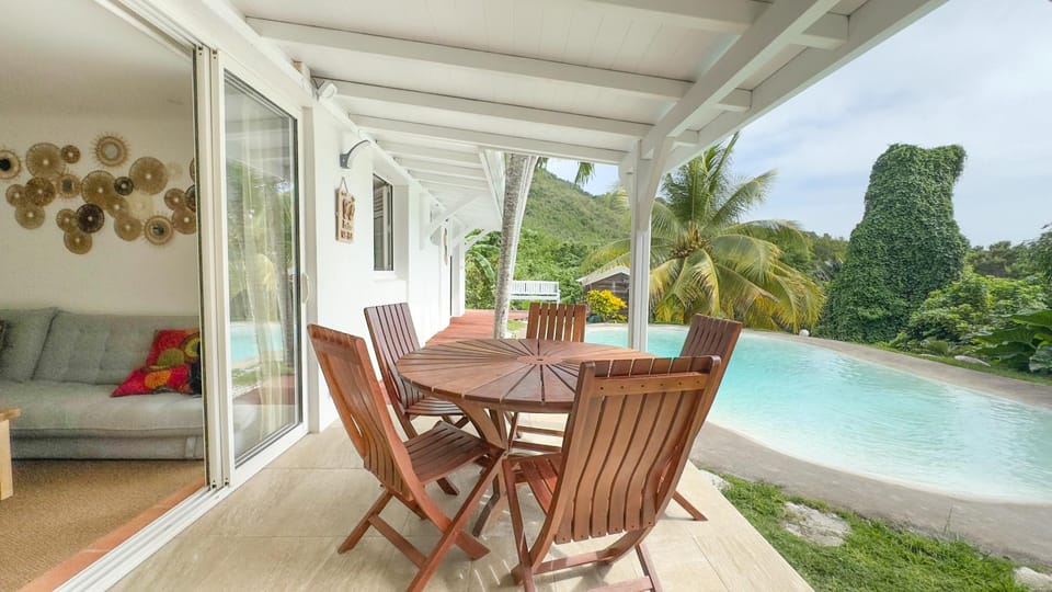 Patio, Natural landscape, Garden, Balcony/Terrace, Dining area, Garden view, Pool view, Swimming pool, sunbed