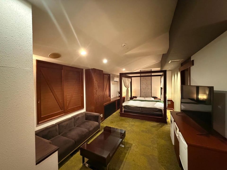 Hotel Ritmo & Gessy ラブホテル Hotel in Fukuoka