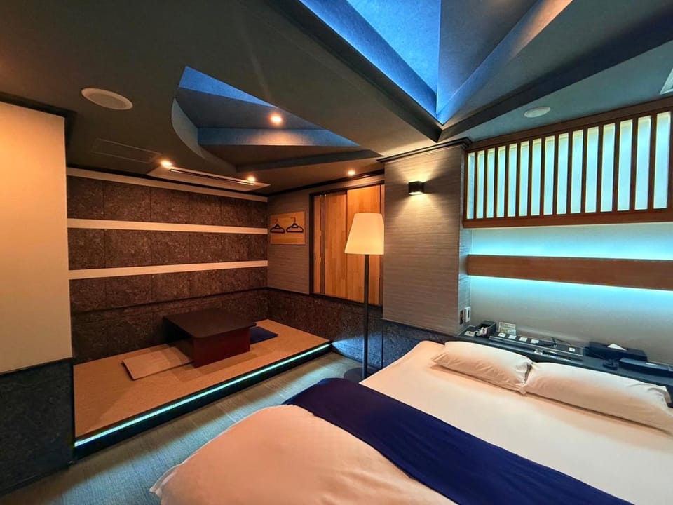 Hotel Ritmo & Gessy ラブホテル Hotel in Fukuoka