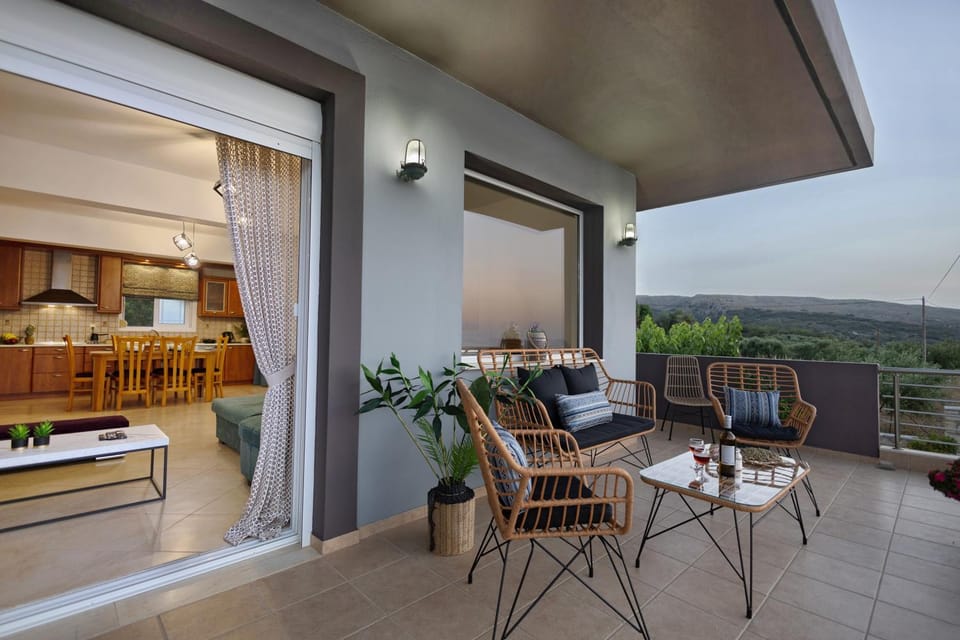 Patio, Natural landscape, View (from property/room), Seating area, Mountain view