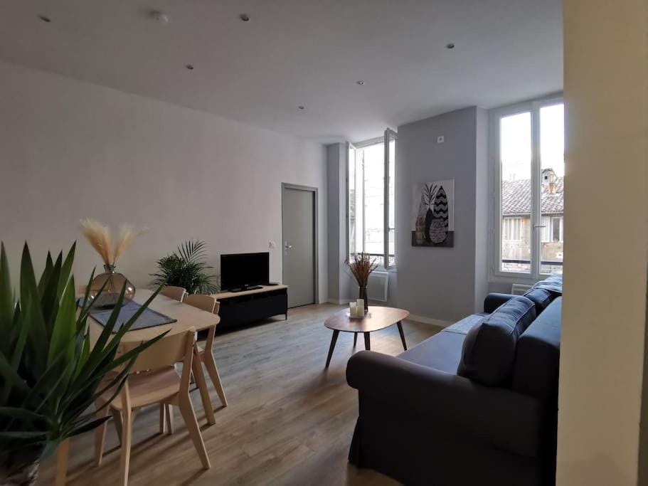 15 minutes du Vieux Port, Confort et Espace au calme du Palais Longchamp Apartment in Marseille