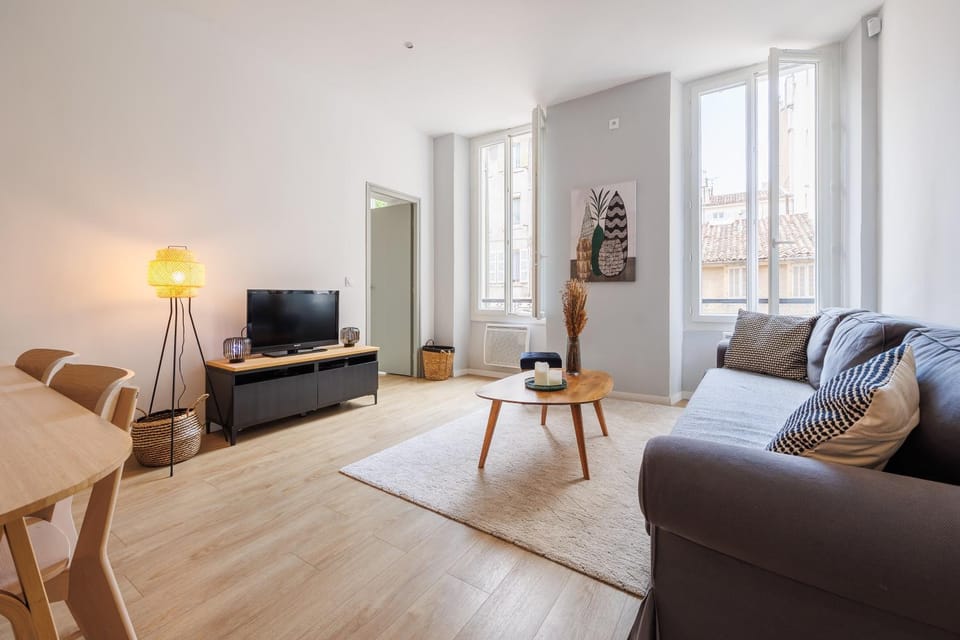 15 minutes du Vieux Port, Confort et Espace au calme du Palais Longchamp Apartment in Marseille