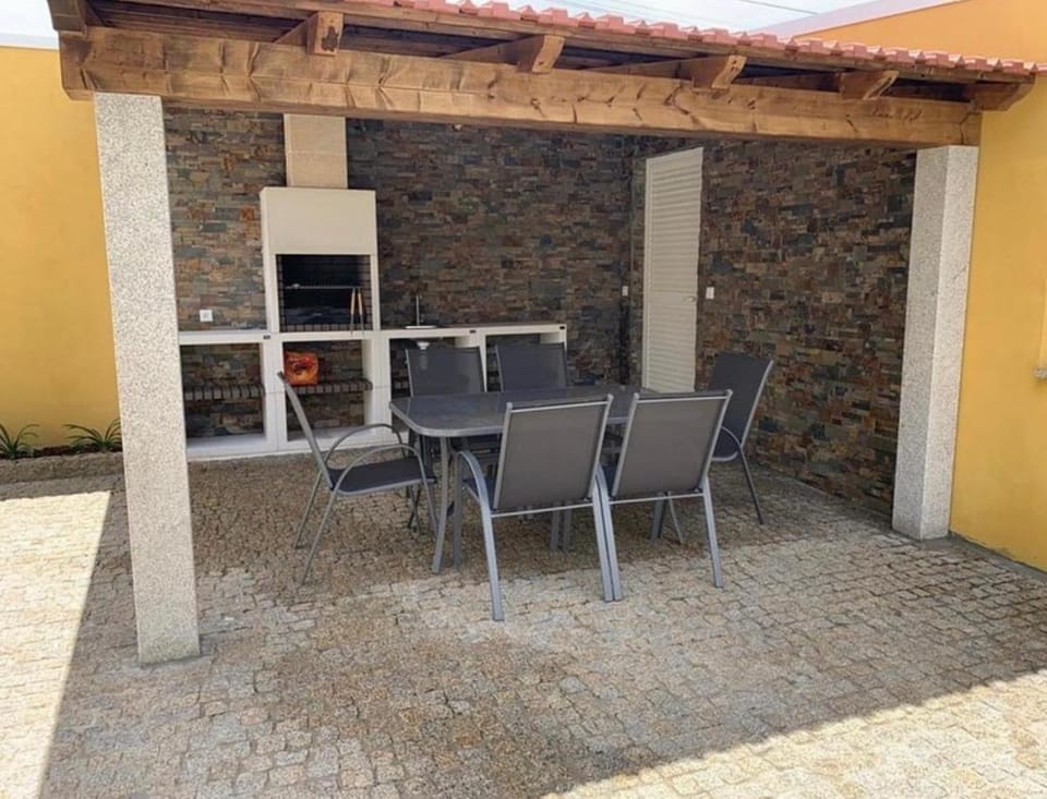 Casa do Cruzeiro Quinta do Couto House in Portugal