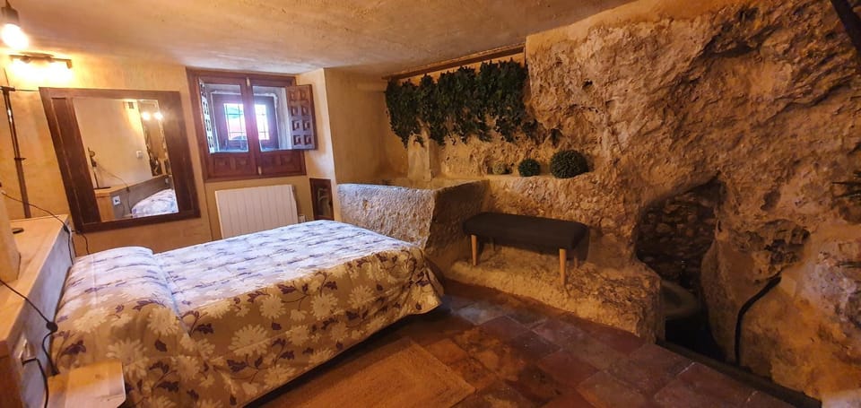 La Cueva de Casa Botes Apartment in Cuenca