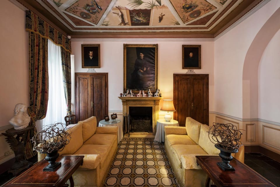 Lounge or bar