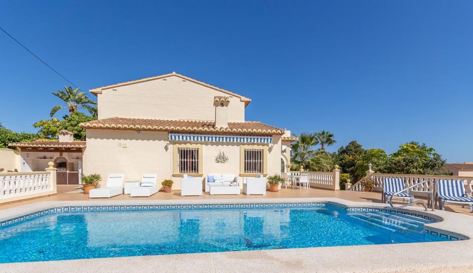 Property building, Pool view, Swimming pool