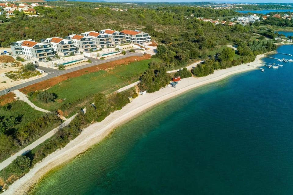 Bird's eye view, Beach
