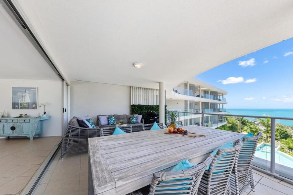 Ocean Dreams On Airlie 2 Bedroom Apartment in Airlie Beach