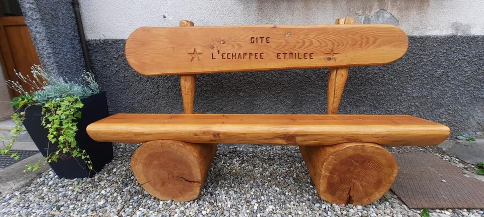 Gîte l'échappée étoilée et son jacuzzi privatif Apartment in Grand Est