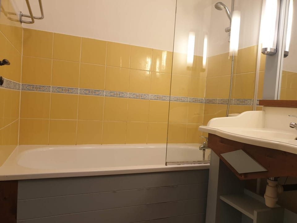 Locations LOC'MARIA - Location Professionnelle House in Locmaria