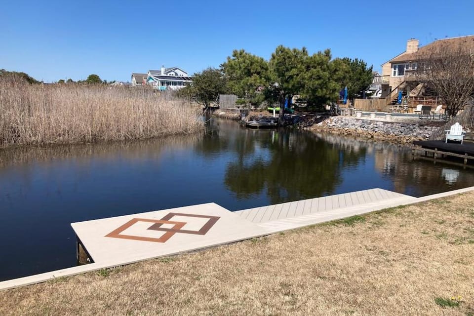 Water 360 House in Sandbridge