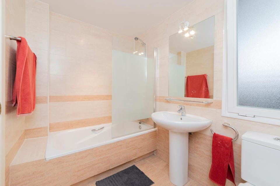 APARTAMENTO MADRID rio Apartment in Madrid