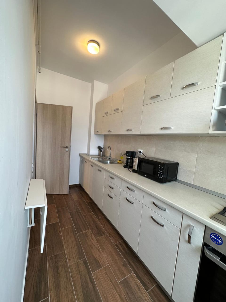 Kitchen or kitchenette, minibar, pet friendly, stove