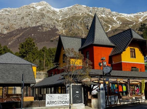 La Villetta Food & Drink Rooms for Rent - No Reception - Hotel in Abruzzo