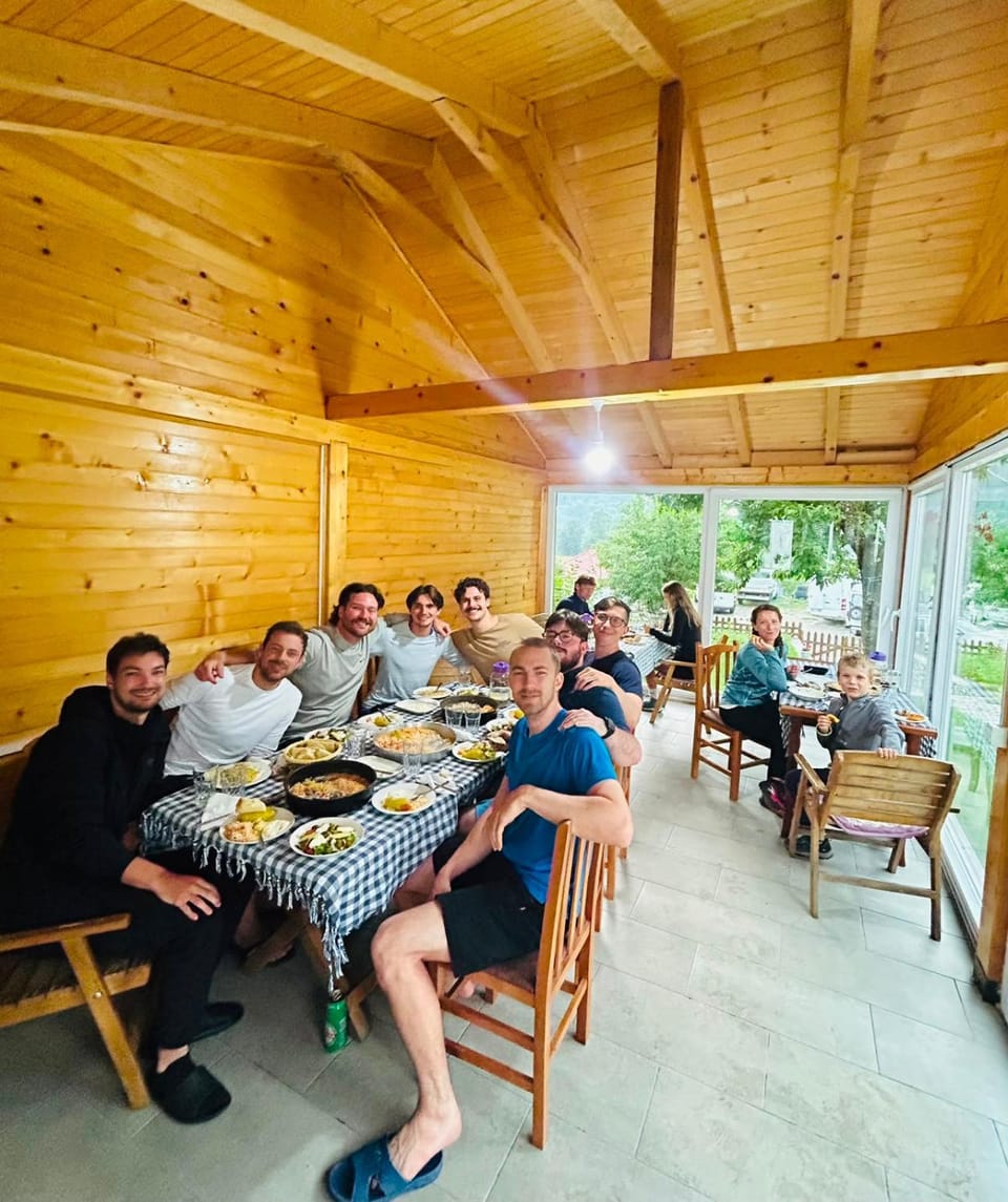 Bujtina Arlindi Bed and Breakfast in Montenegro
