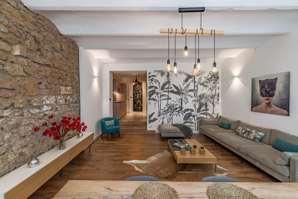 Living room, Seating area
